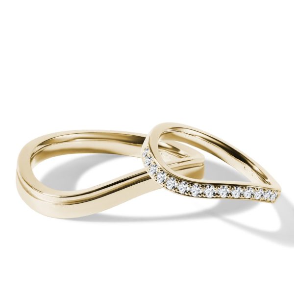 Originální snubní prsteny s vlnkou ve žlutém zlatě KLENOTA